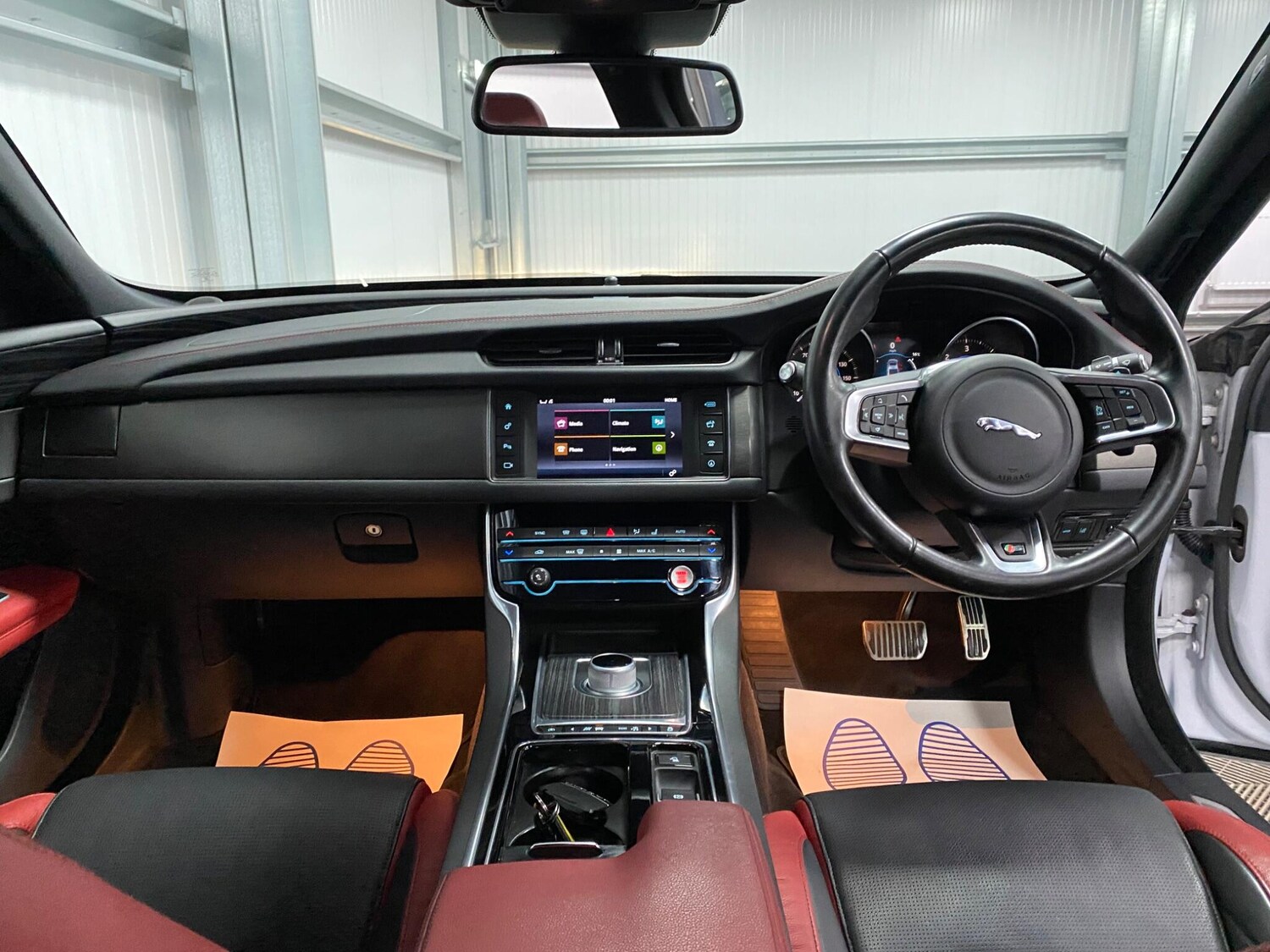 Used Jaguar XF 2016 for sale - 76327391: Photo 39