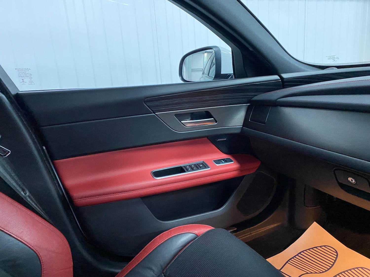 Used Jaguar XF 2016 for sale - 76327391: Photo 47