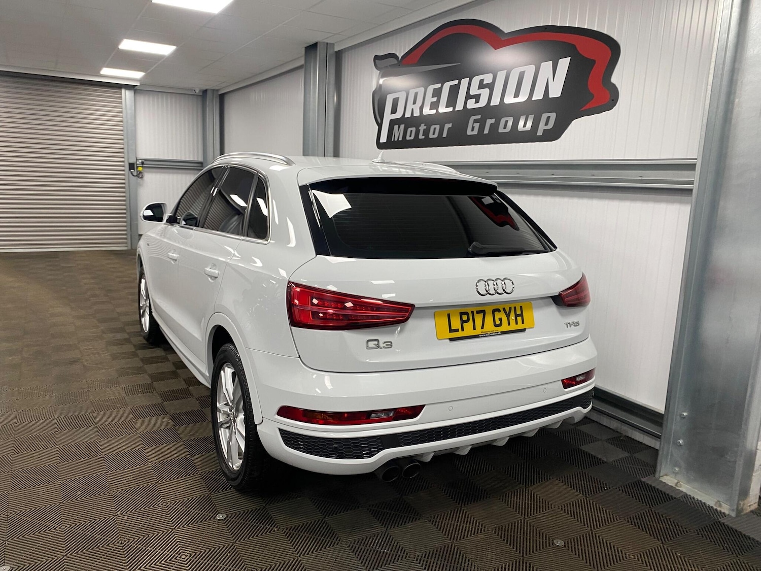 Used Audi Q3 for sale - 76997551: Photo 11