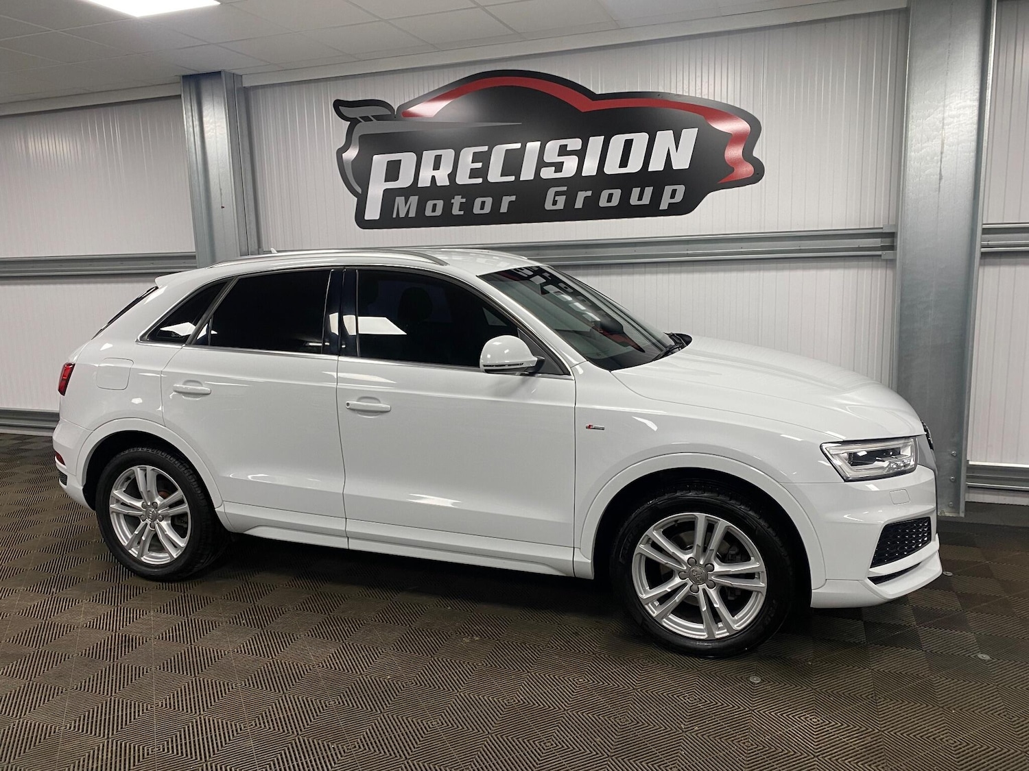 Used Audi Q3 for sale - 76997551: Photo 29