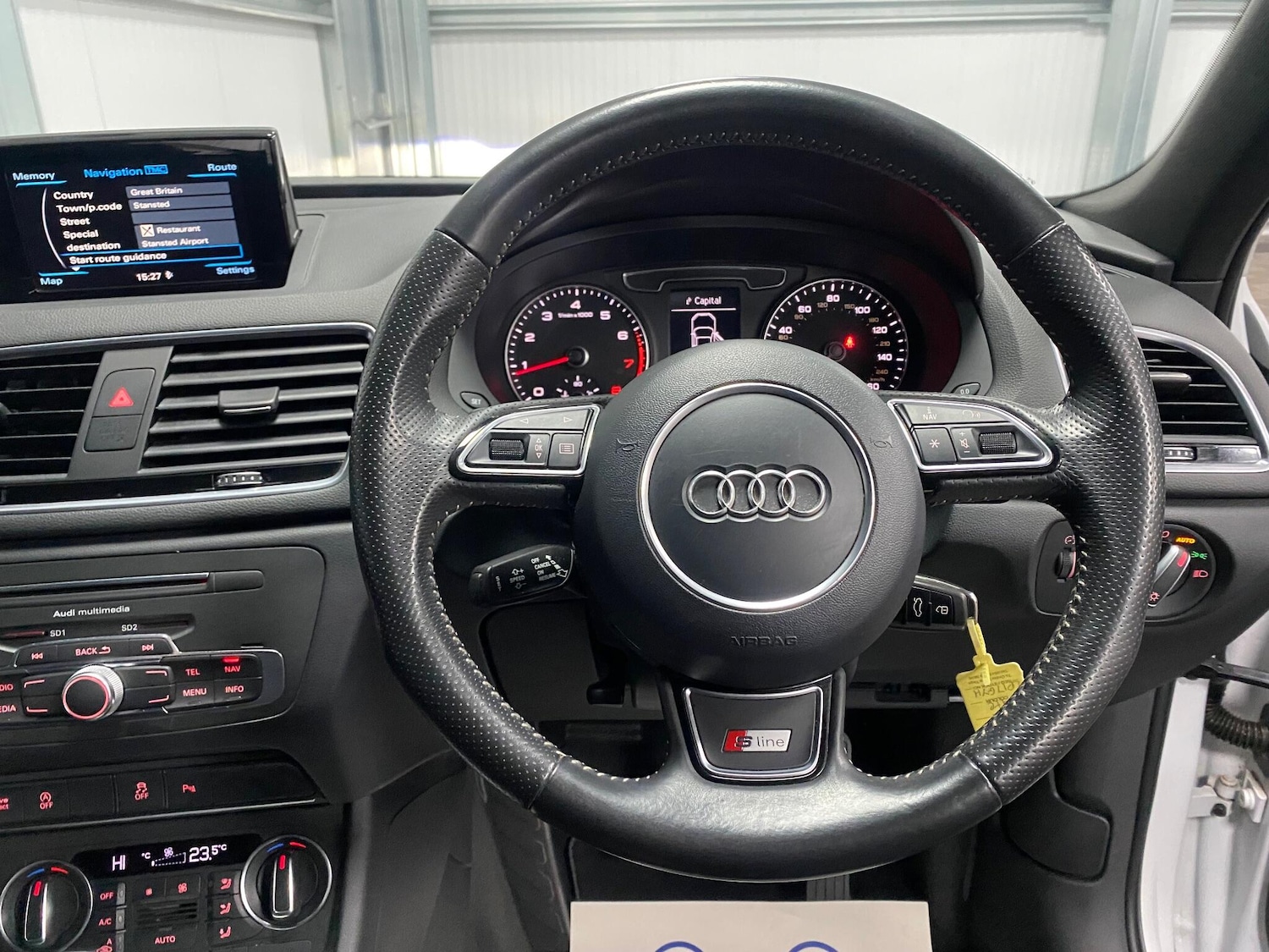 Used Audi Q3 for sale - 76997551: Photo 32