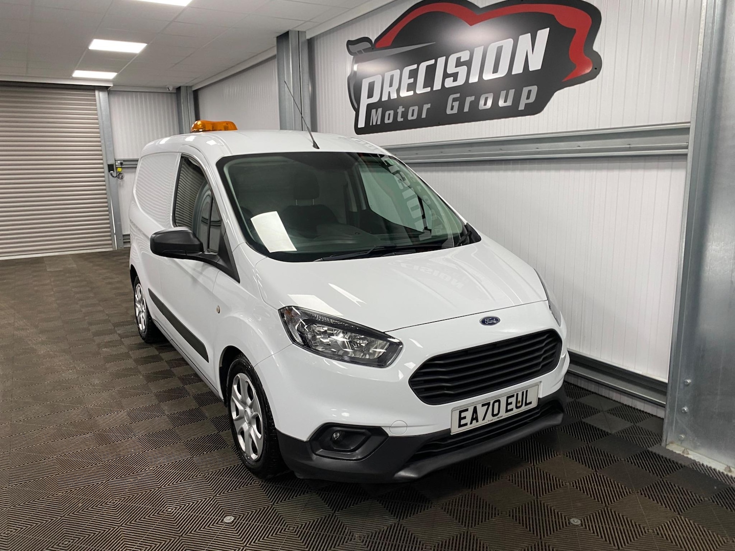 Used Ford Transit Courier 2020 for sale - 76408736: Photo 1
