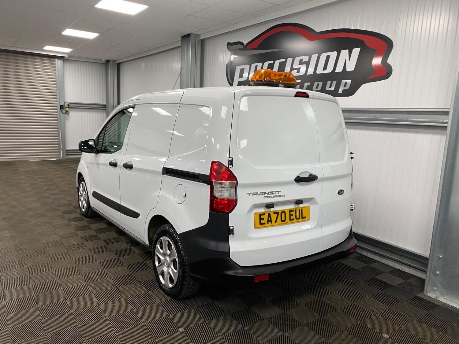 Used Ford Transit Courier 2020 for sale - 76408736: Photo 19
