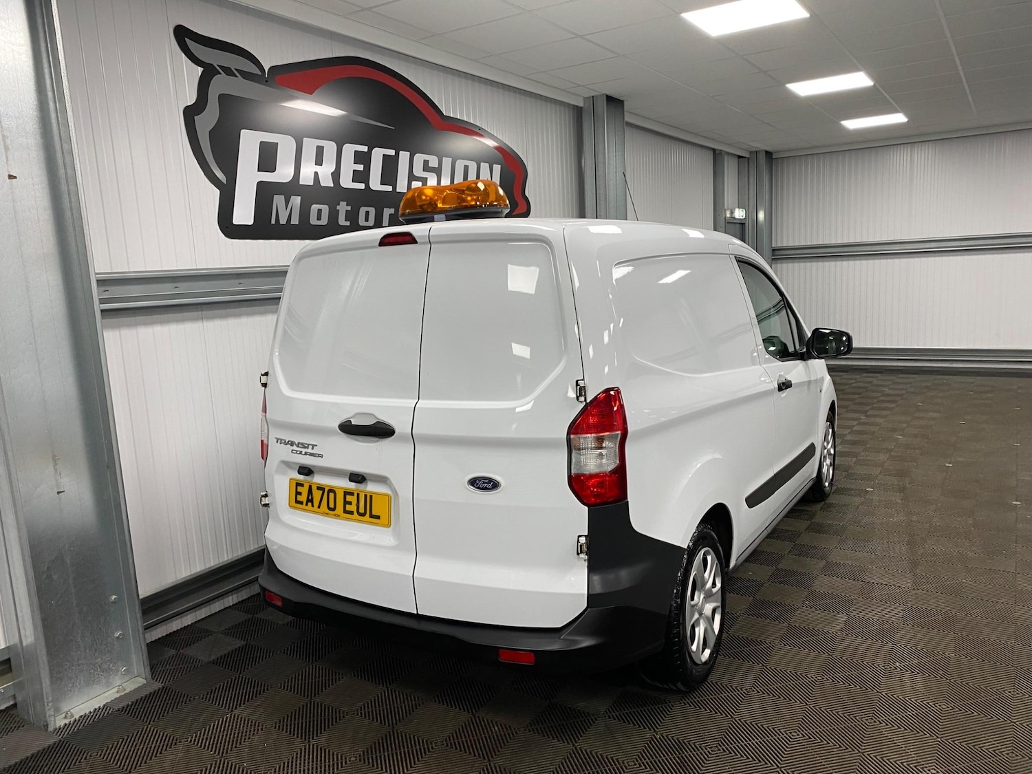 Used Ford Transit Courier 2020 for sale - 76408736: Photo 30