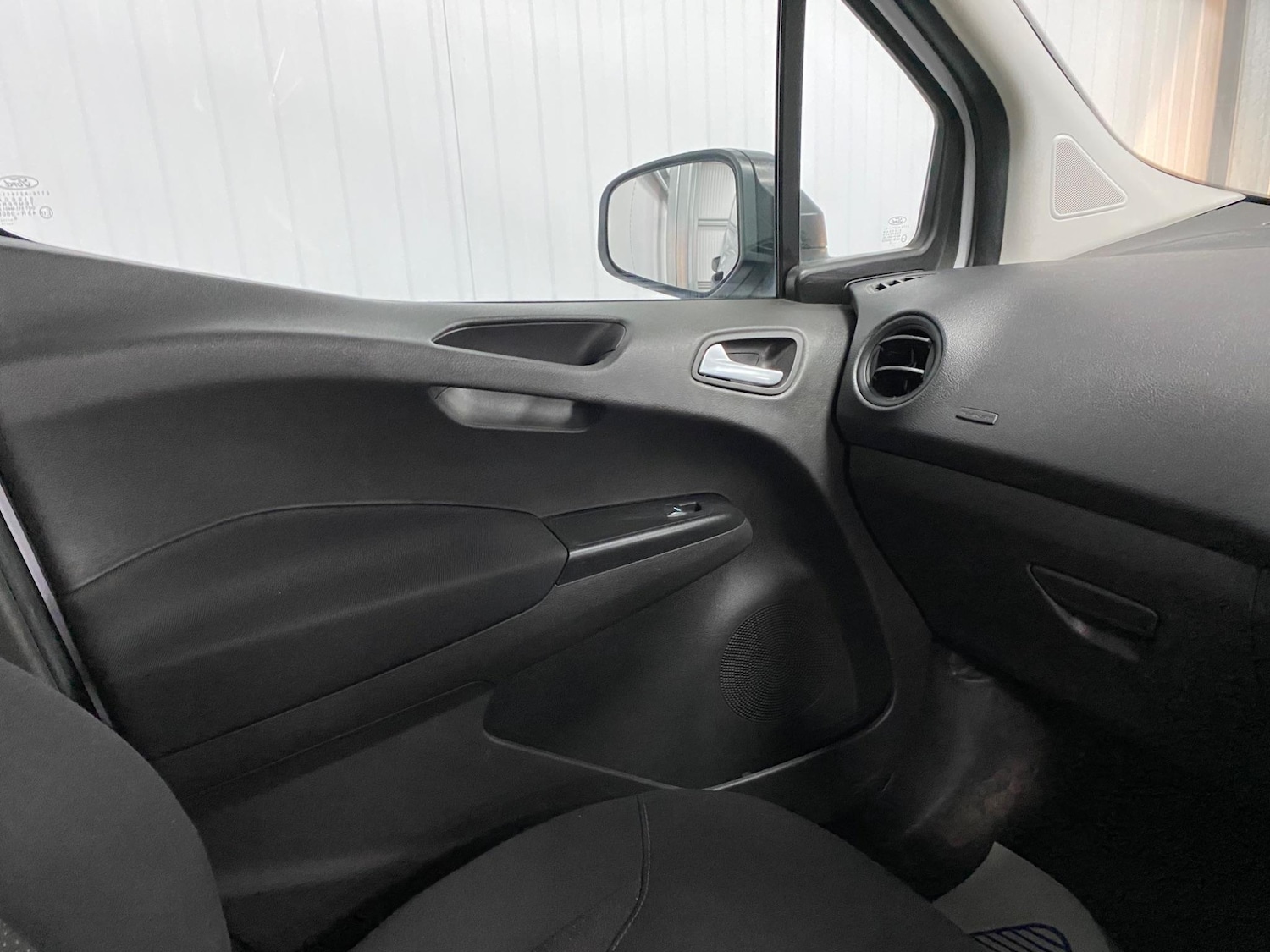 Used Ford Transit Courier 2020 for sale - 76408736: Photo 40