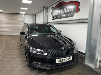 Used Skoda Superb 2018 for sale - 75458912: Photo
