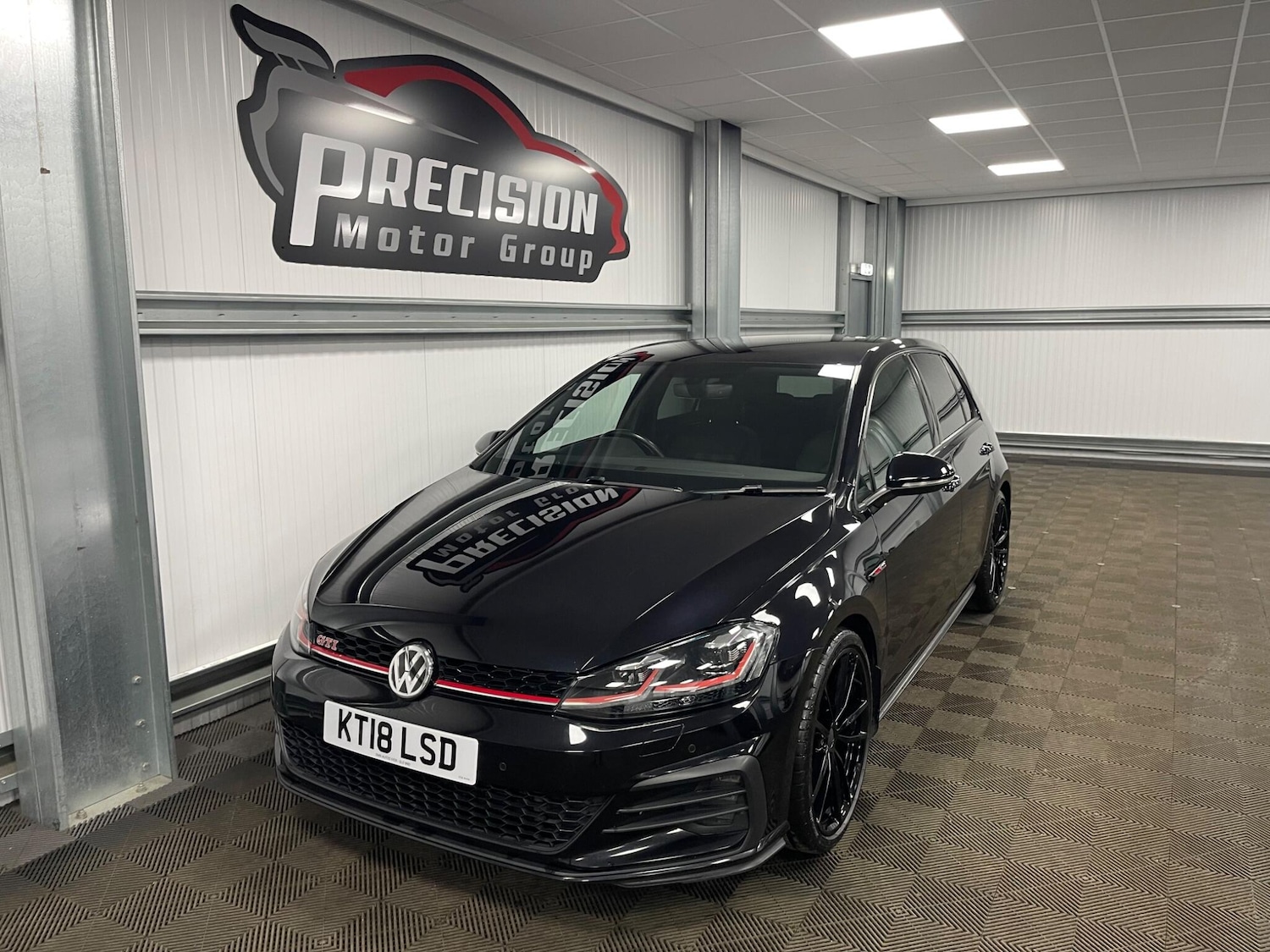 Used Volkswagen Golf 2018 for sale - 78086083: Photo 11