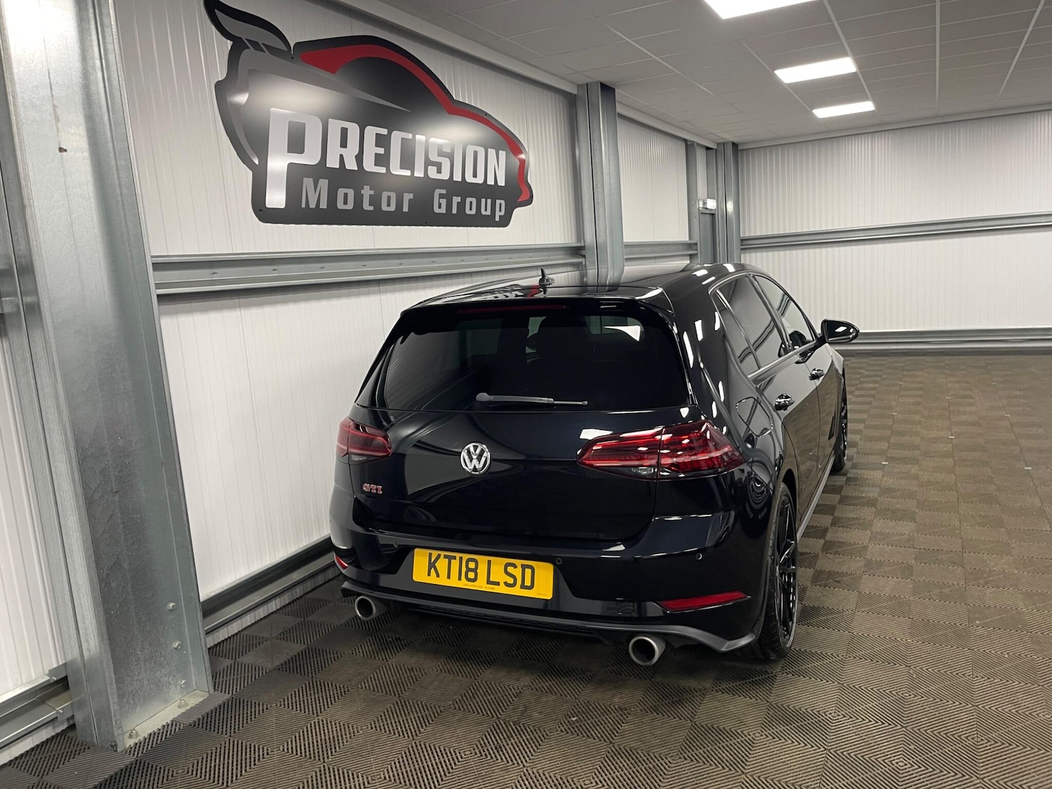 Used Volkswagen Golf 2018 for sale - 78086083: Photo 28