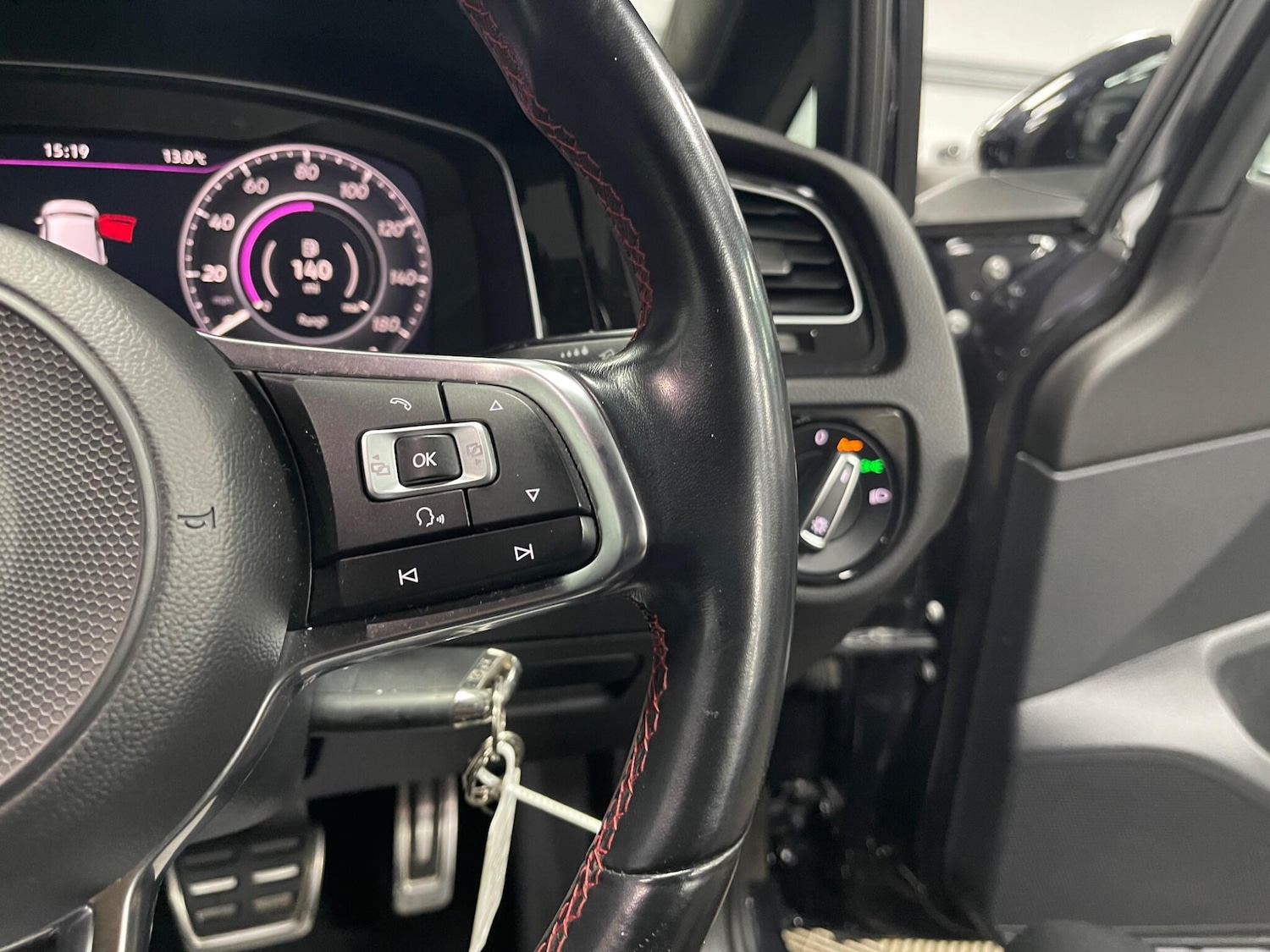 Used Volkswagen Golf 2018 for sale - 78086083: Photo 44