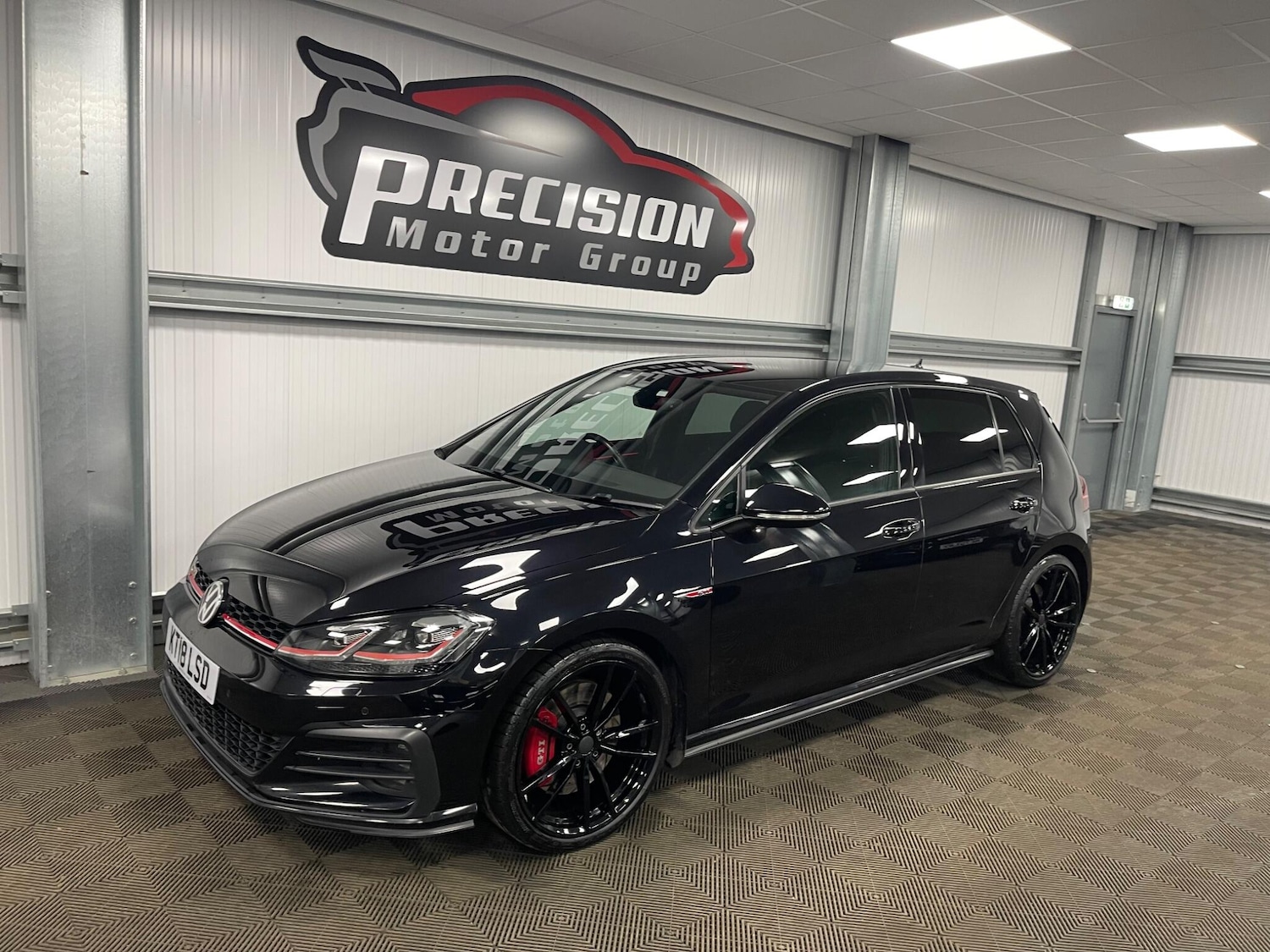 Used Volkswagen Golf 2018 for sale - 78086083: Photo 6