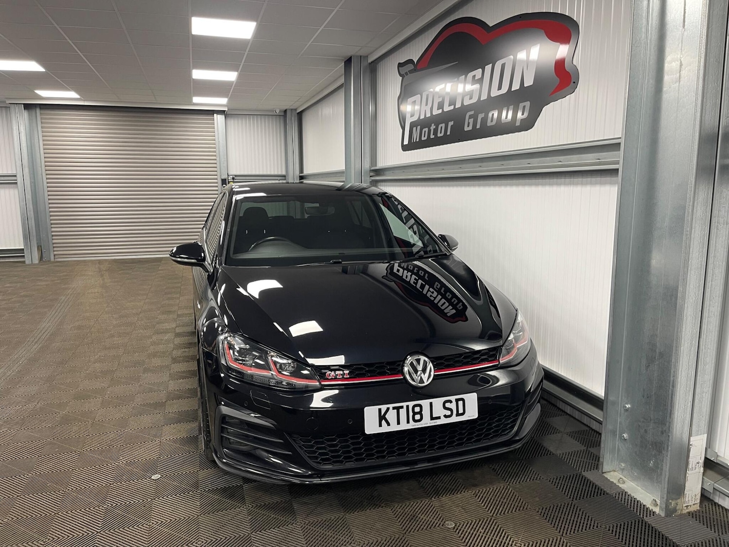 Used Volkswagen Golf 2018 for sale - 78086083: Photo 8