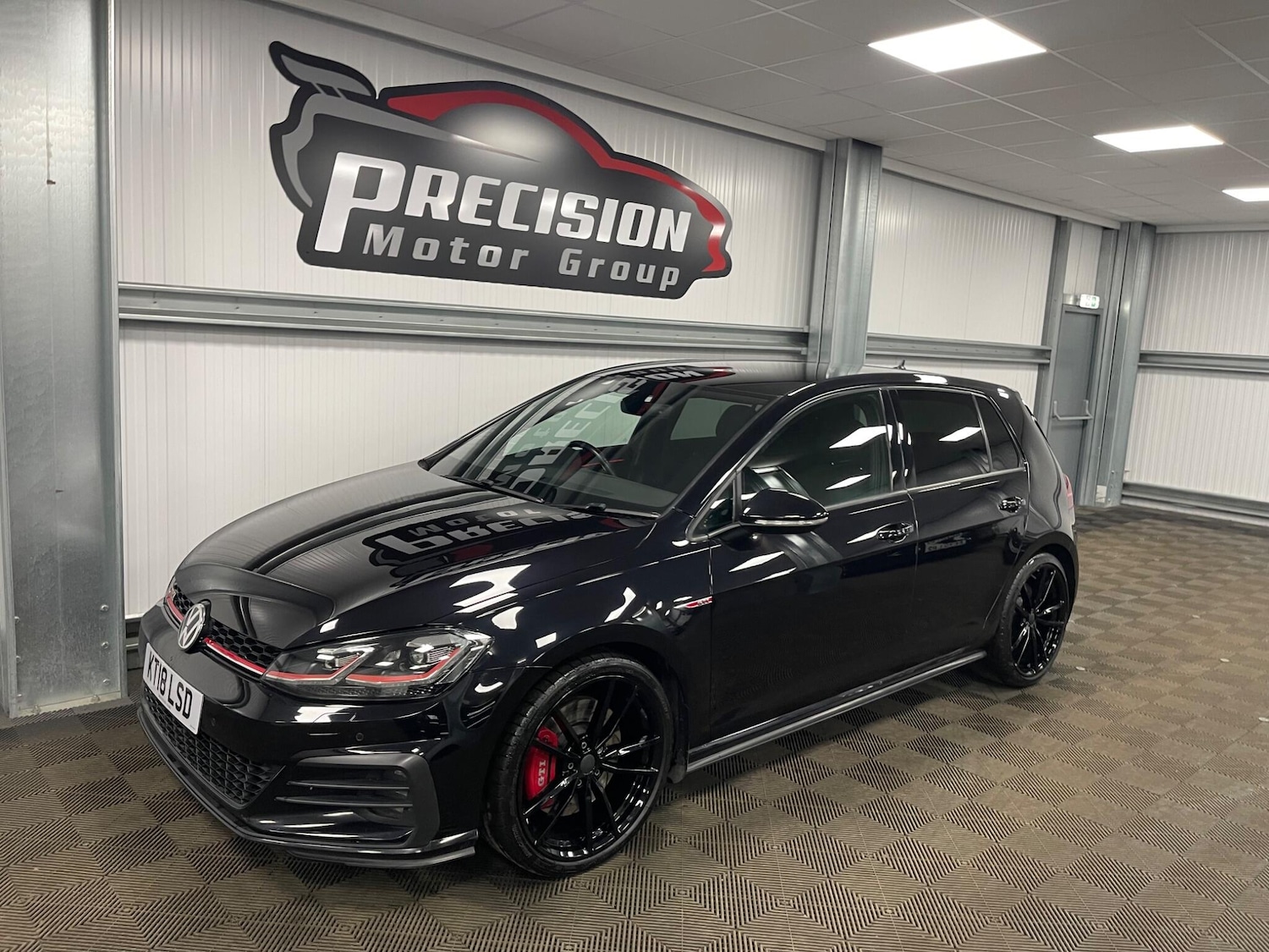 Used Volkswagen Golf 2018 for sale - 78086083: Photo 9