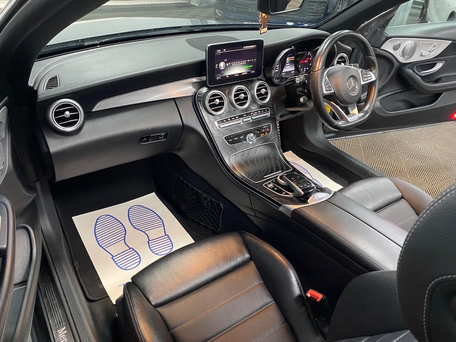 Used Mercedes-Benz C Class 2017 for sale - 76634247: Photo 34