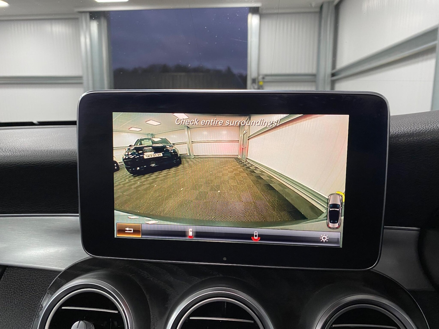 Used Mercedes-Benz C Class 2017 for sale - 76634247: Photo 40