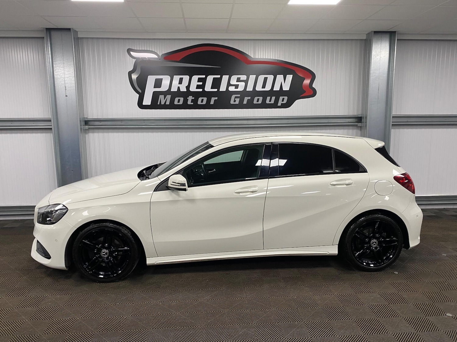 Used Mercedes-Benz A-Class 2017 for sale - 76584039: Photo 15