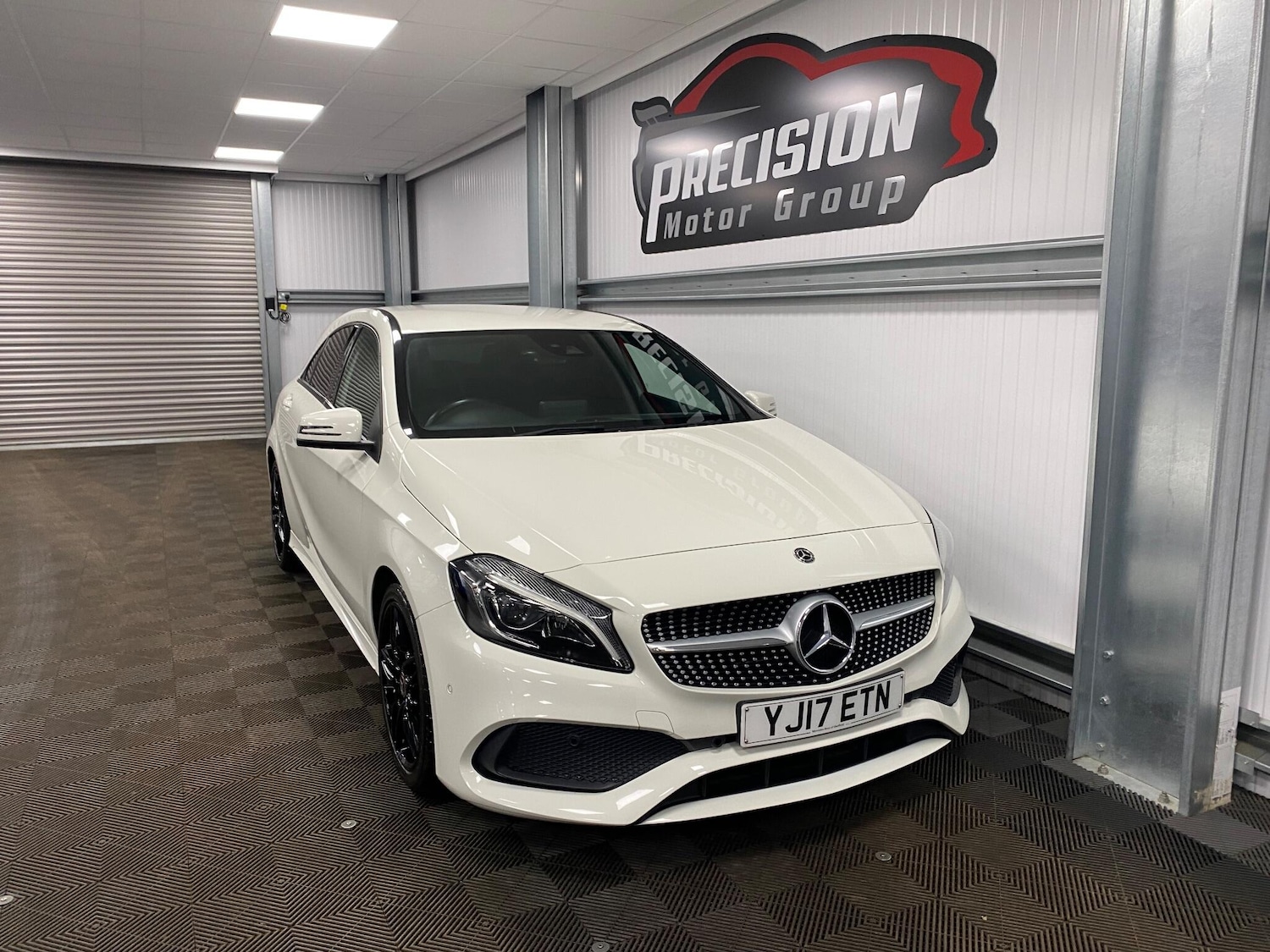 Used Mercedes-Benz A-Class 2017 for sale - 76584039: Photo 2