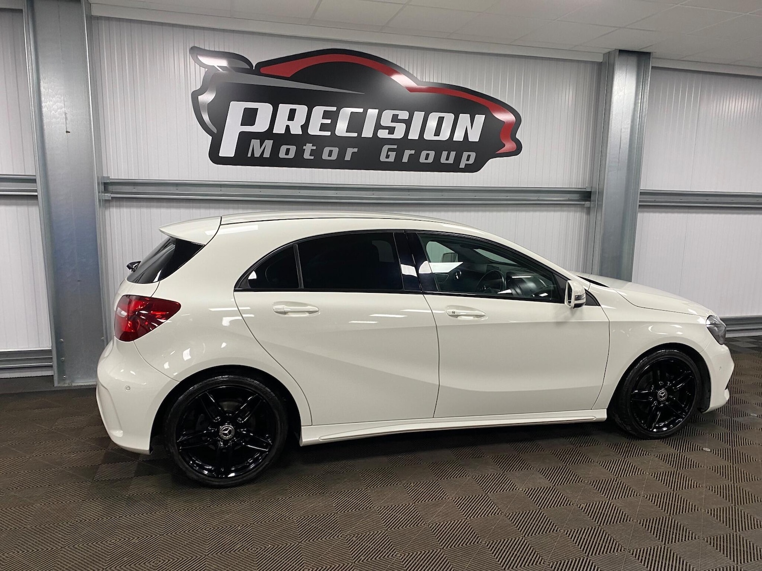 Used Mercedes-Benz A-Class 2017 for sale - 76584039: Photo 28