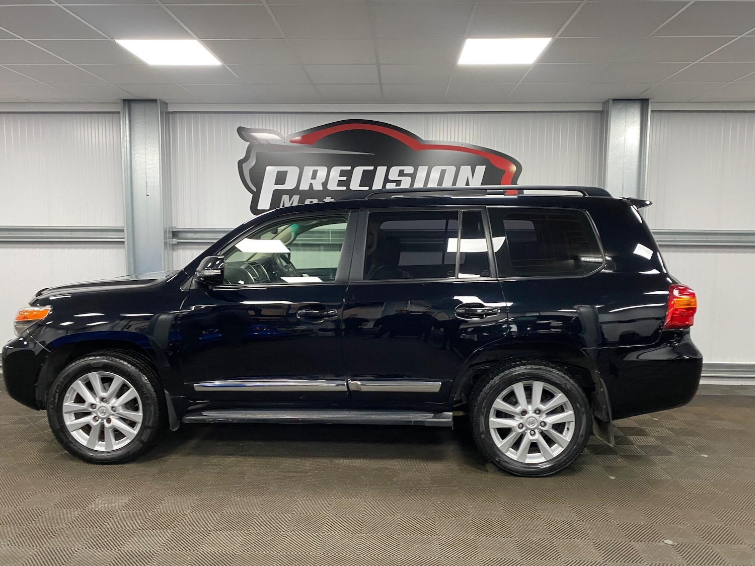 Used Toyota Land Cruiser for sale - 76592365: Photo 15