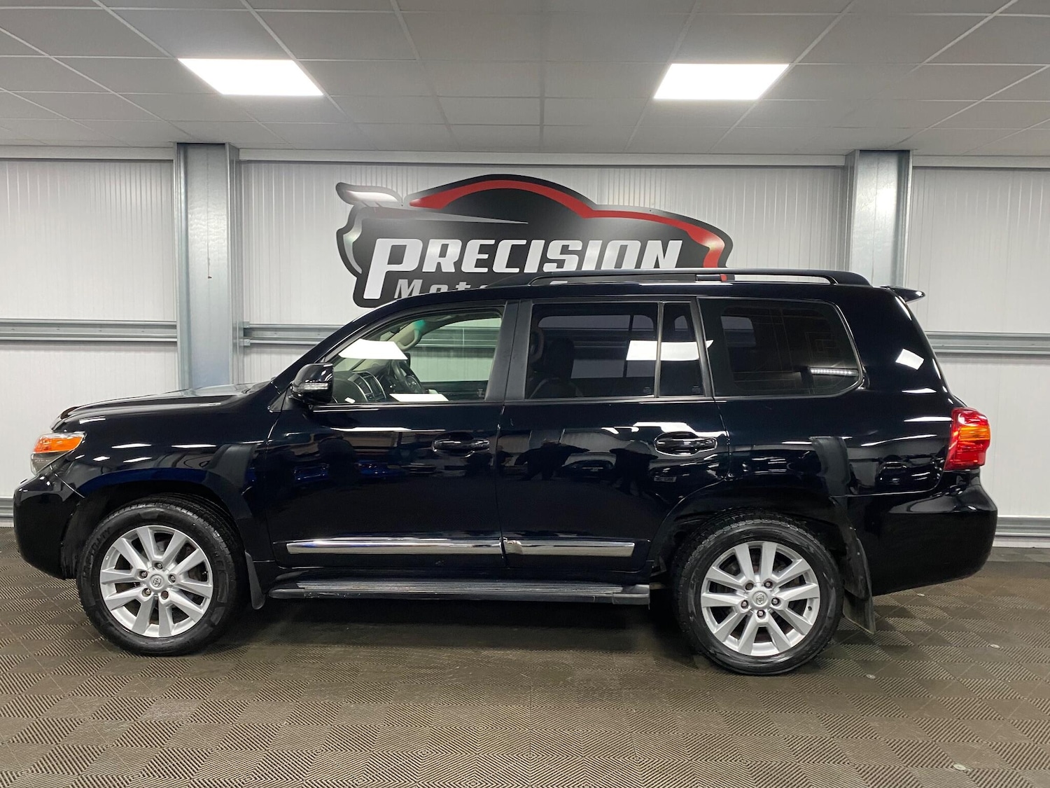 Used Toyota Land Cruiser for sale - 76592365: Photo 16