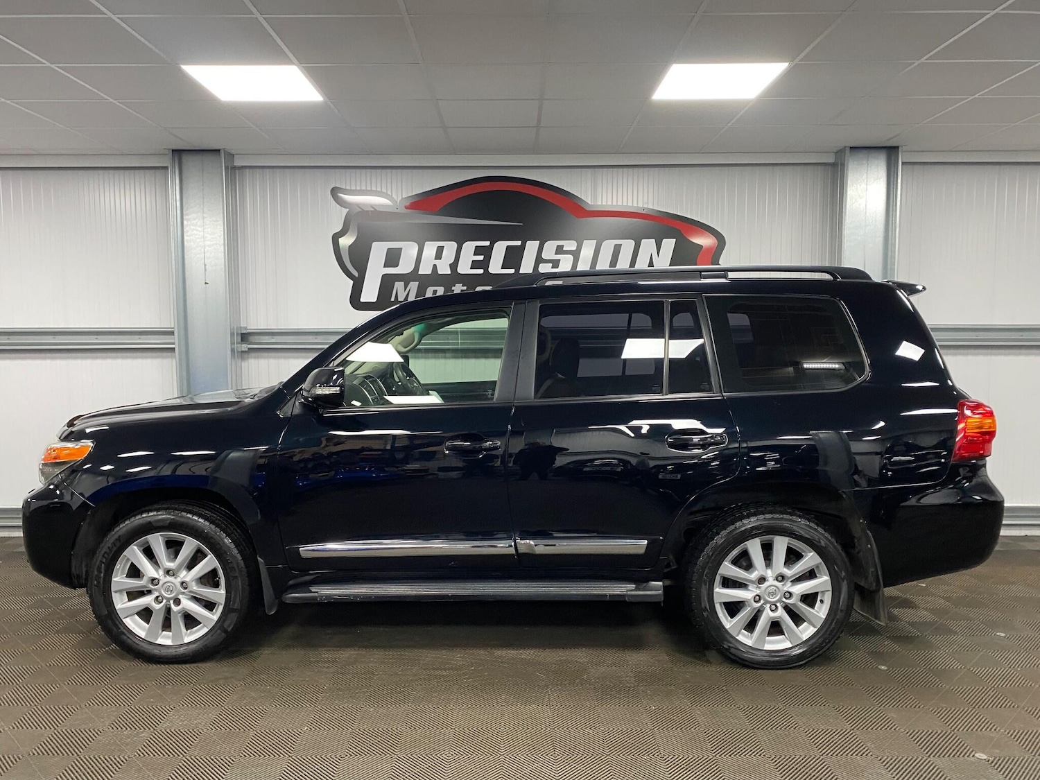 Used Toyota Land Cruiser for sale - 76592365: Photo 17