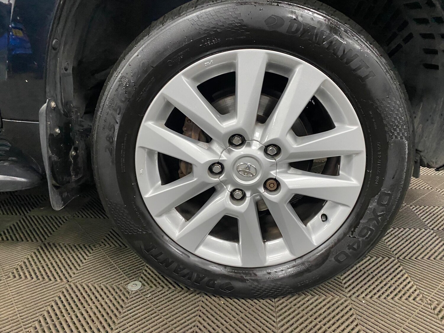 Used Toyota Land Cruiser for sale - 76592365: Photo 50