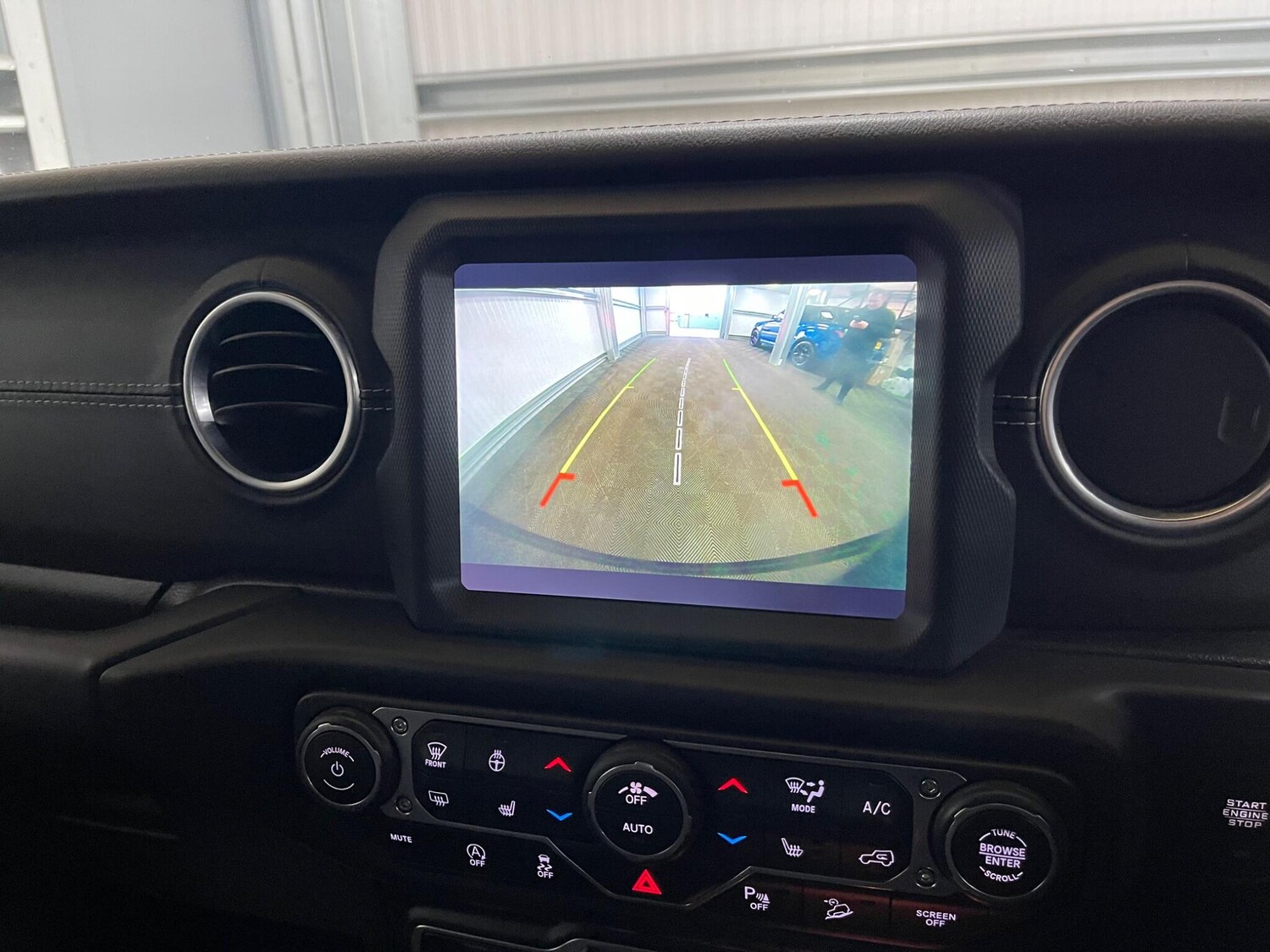 Used Jeep Wrangler 2020 for sale - 77882224: Photo 44