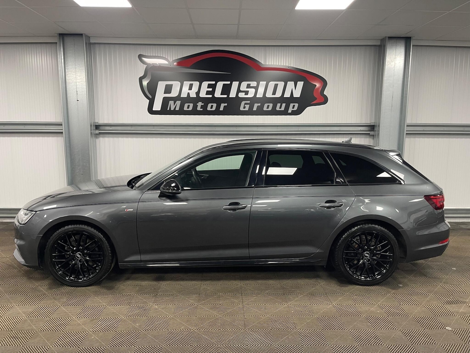 Used Audi A4 2018 for sale - 77598033: Photo 13