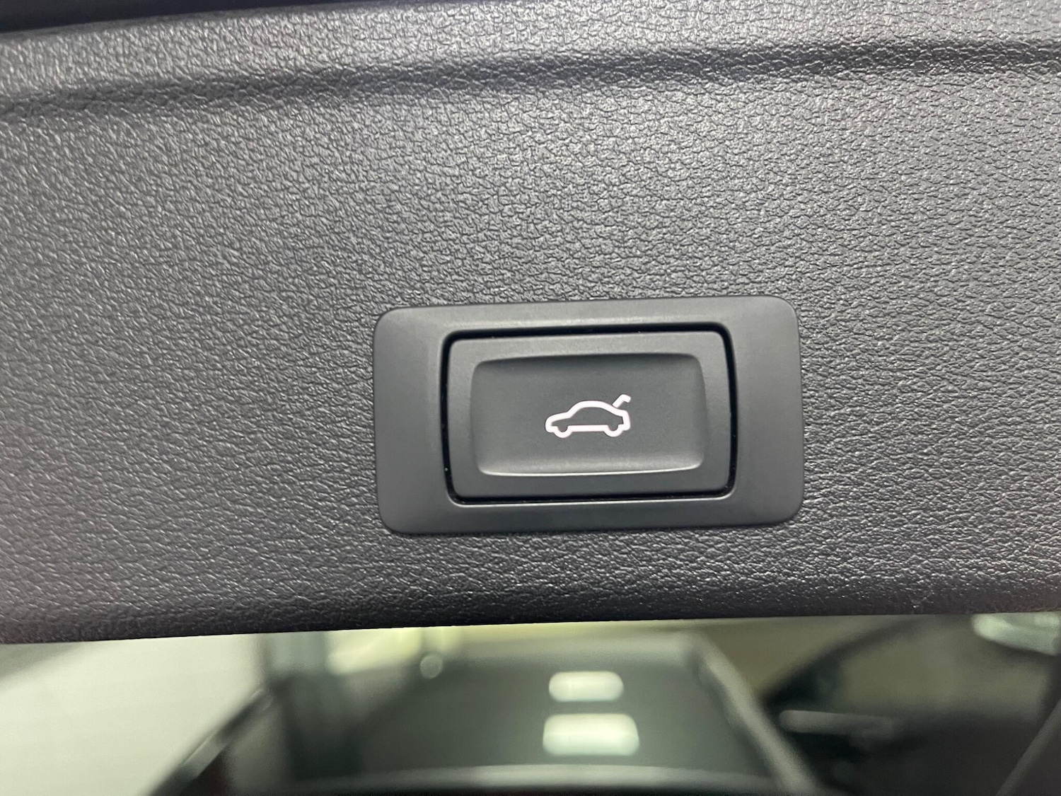 Used Audi A4 2018 for sale - 77598033: Photo 37