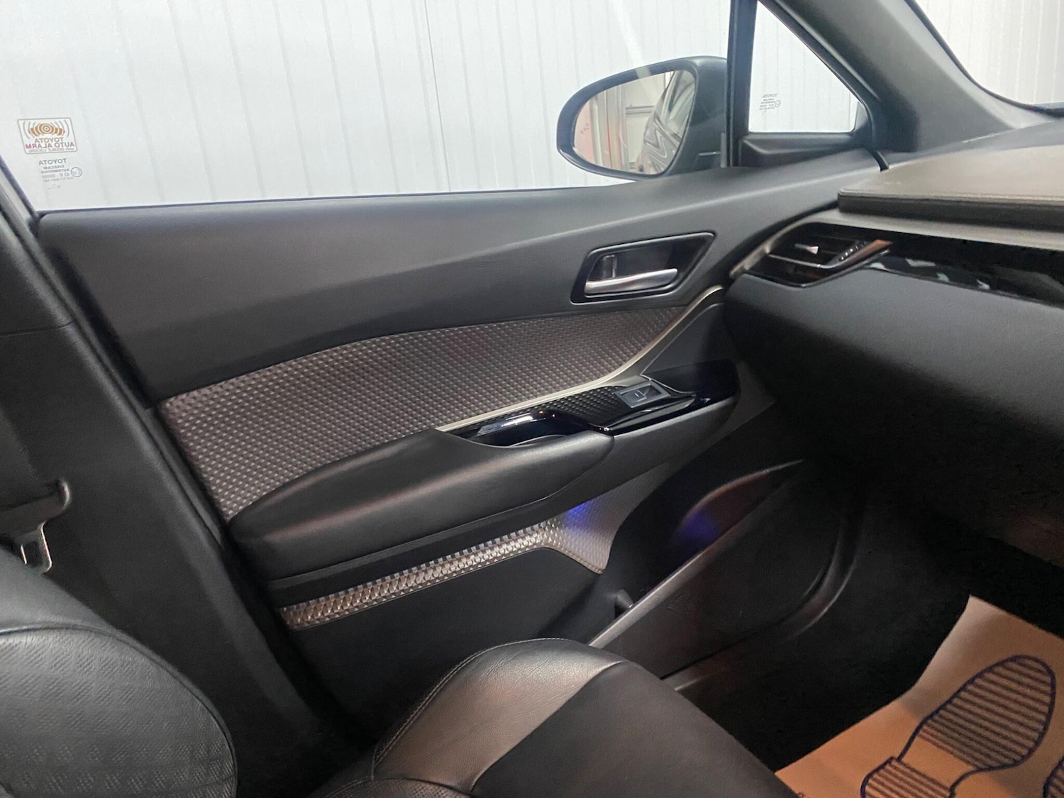 Used Toyota C-HR for sale - 76991164: Photo 36