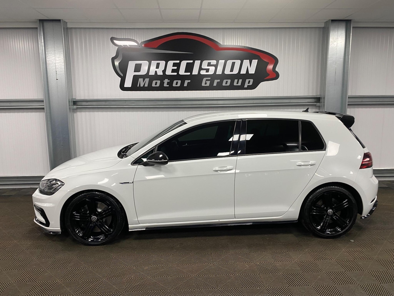 Used Volkswagen Golf 2017 for sale - 76538713: Photo 18