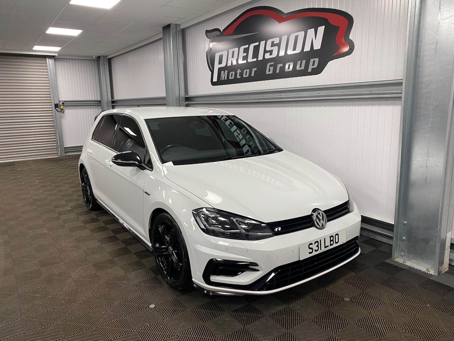 Used Volkswagen Golf 2017 for sale - 76538713: Photo 2