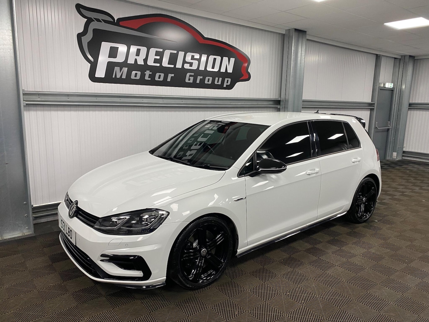 Used Volkswagen Golf 2017 for sale - 76538713: Photo 9