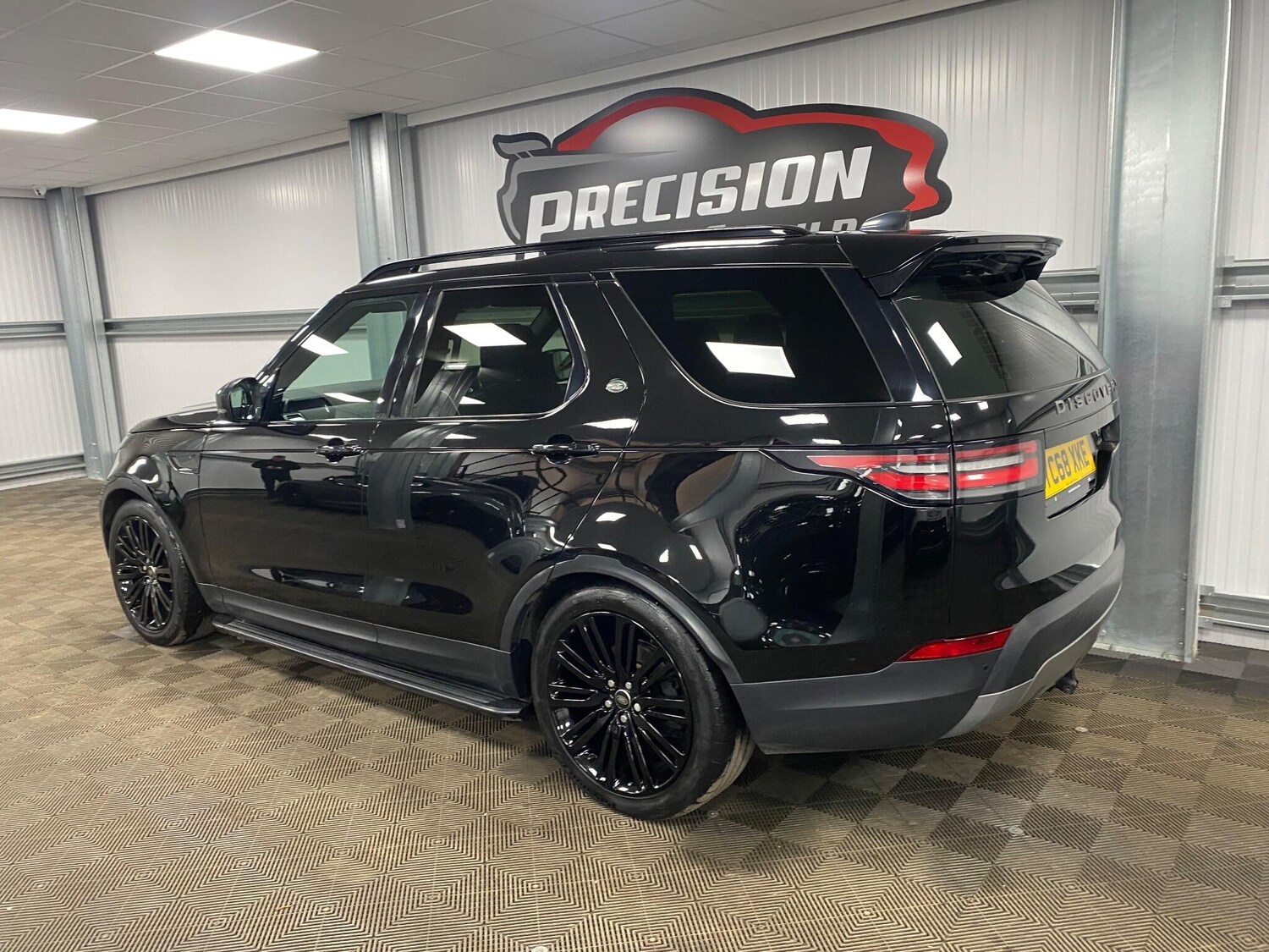 Used Land Rover Discovery 2018 for sale - 76976347: Photo 12