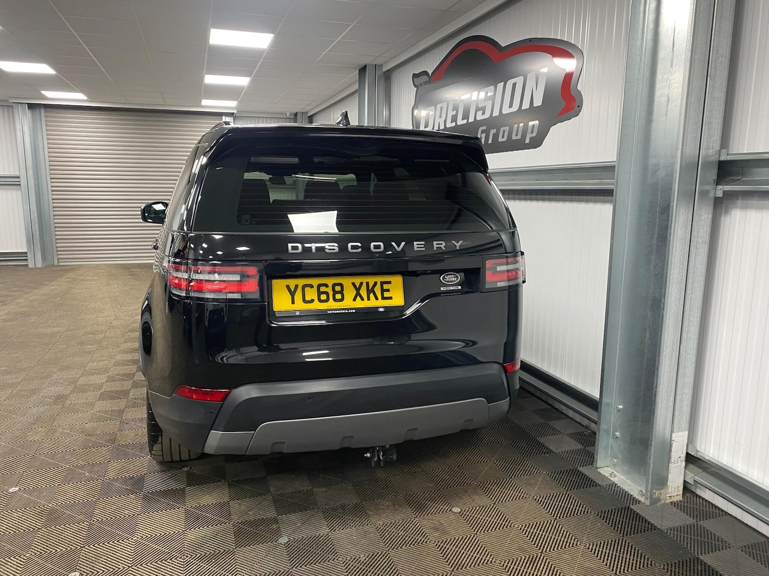 Used Land Rover Discovery 2018 for sale - 76976347: Photo 18