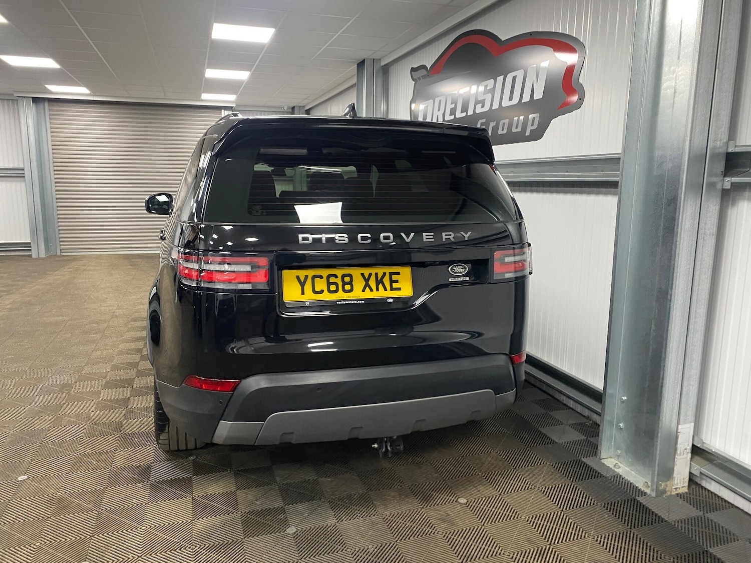 Used Land Rover Discovery 2018 for sale - 76976347: Photo 19