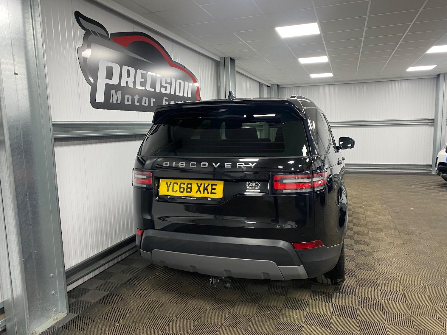 Used Land Rover Discovery 2018 for sale - 76976347: Photo 24