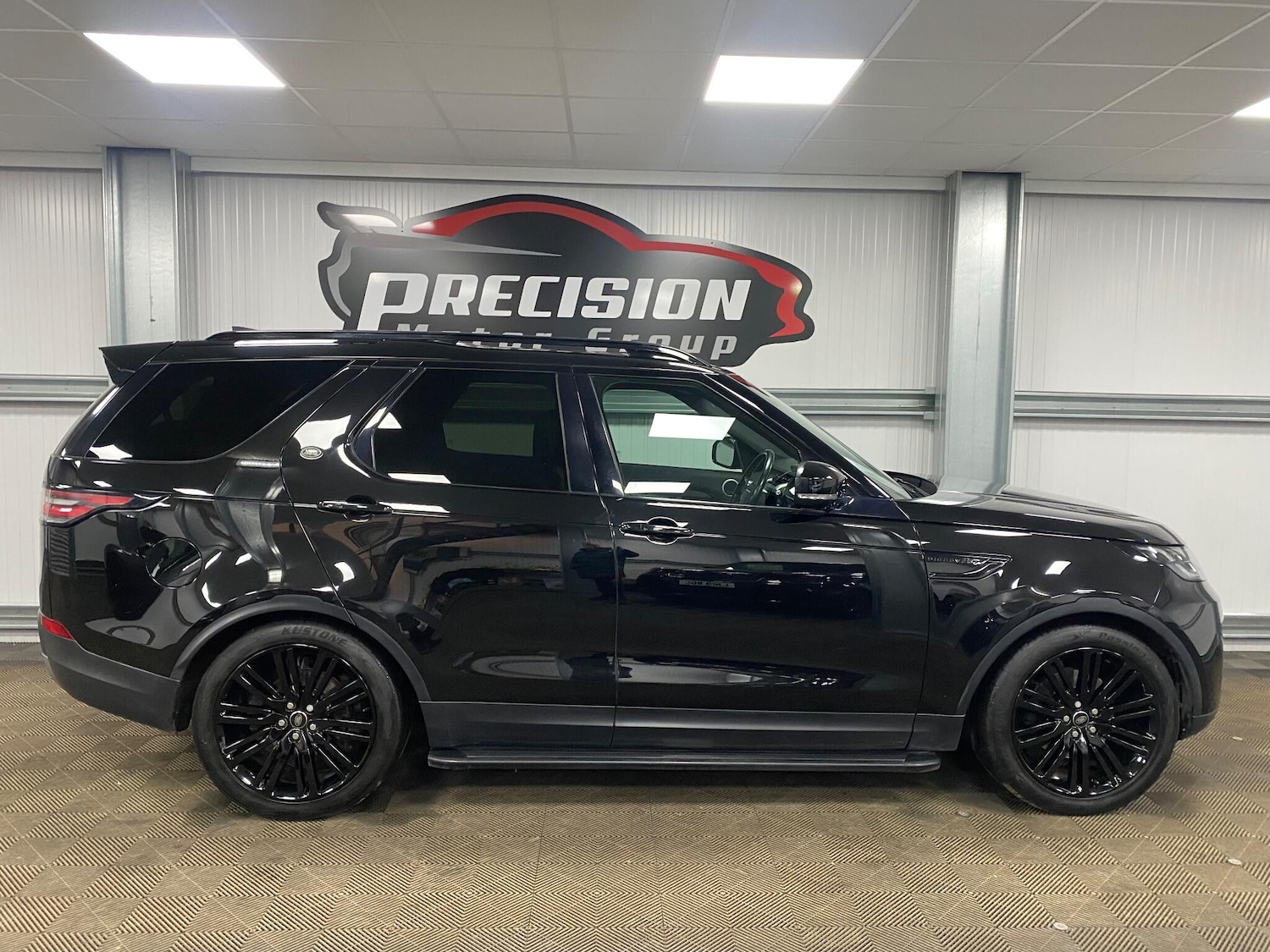 Used Land Rover Discovery 2018 for sale - 76976347: Photo 26