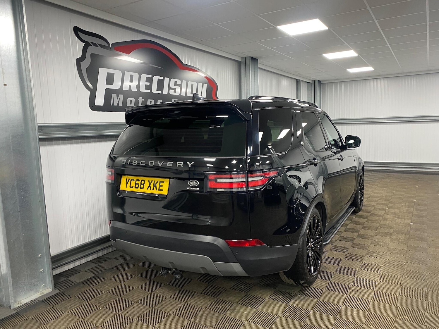 Used Land Rover Discovery 2018 for sale - 76976347: Photo 27