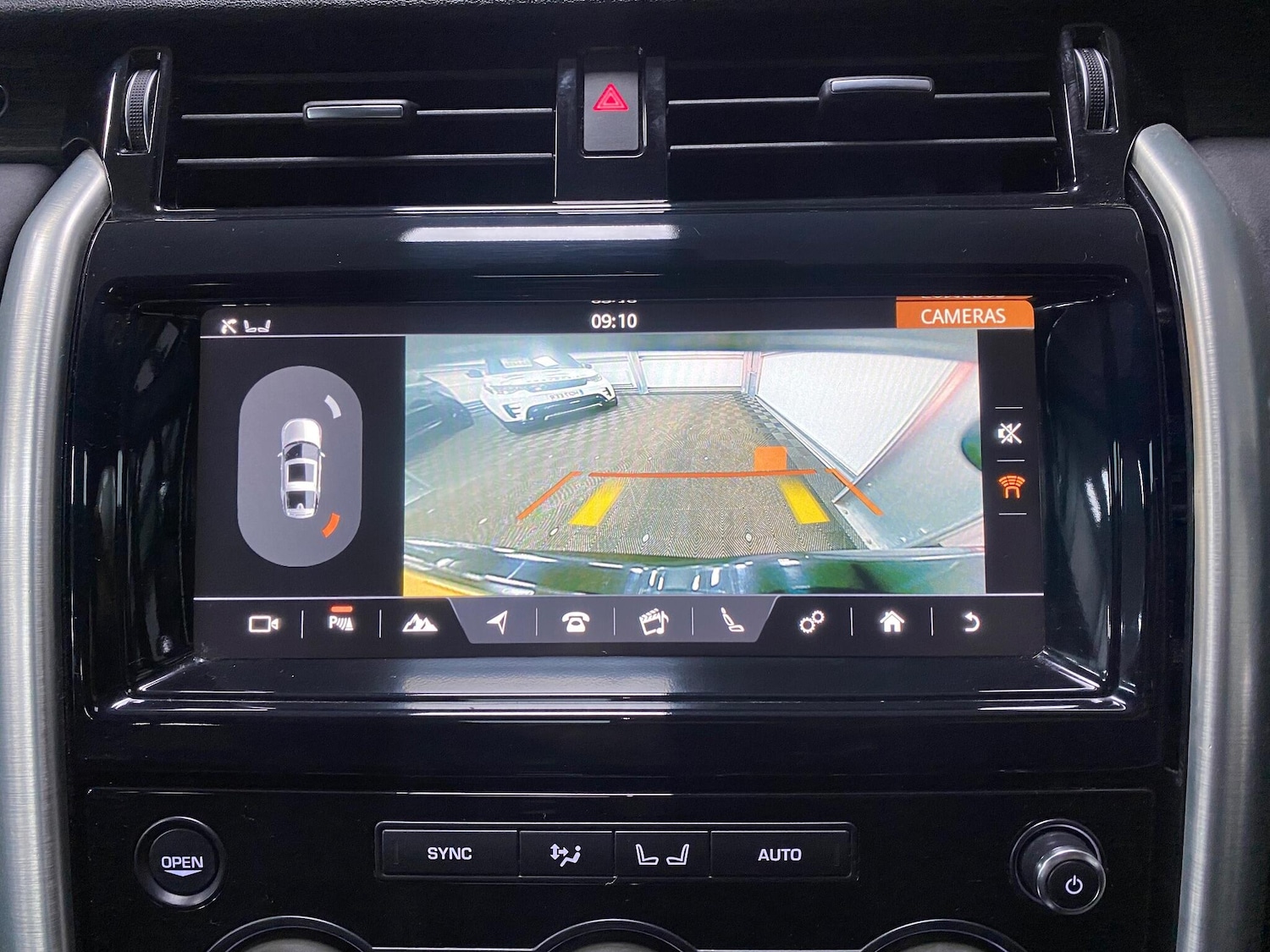 Used Land Rover Discovery 2018 for sale - 76976347: Photo 42