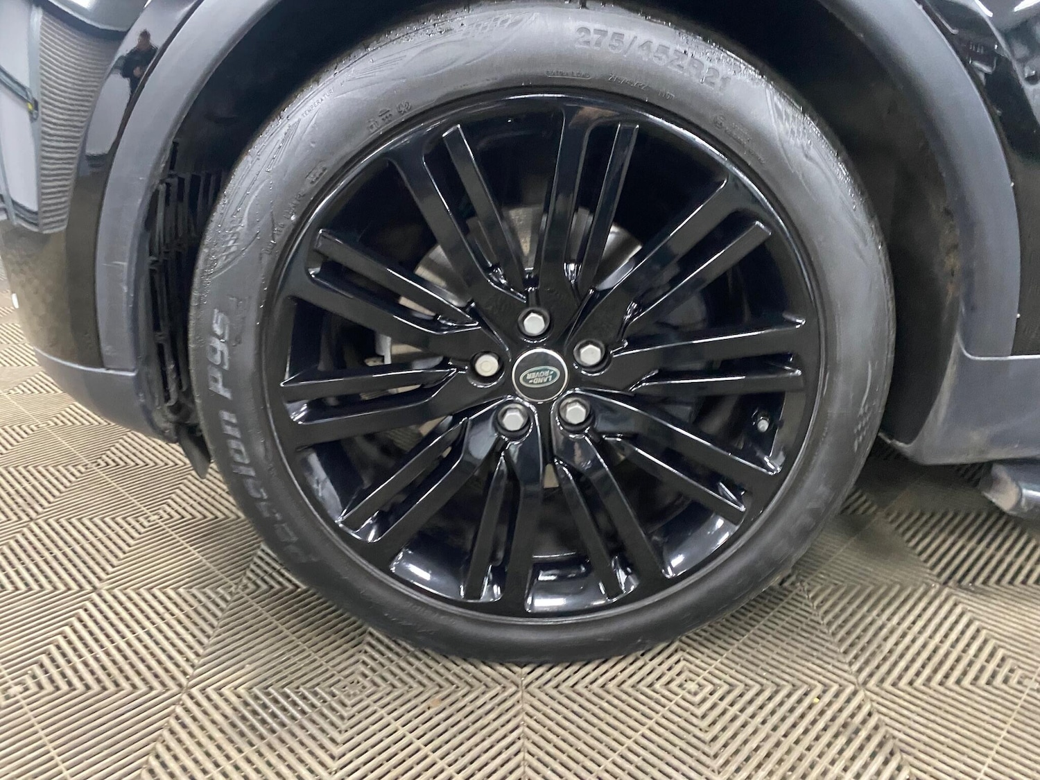 Used Land Rover Discovery 2018 for sale - 76976347: Photo 51