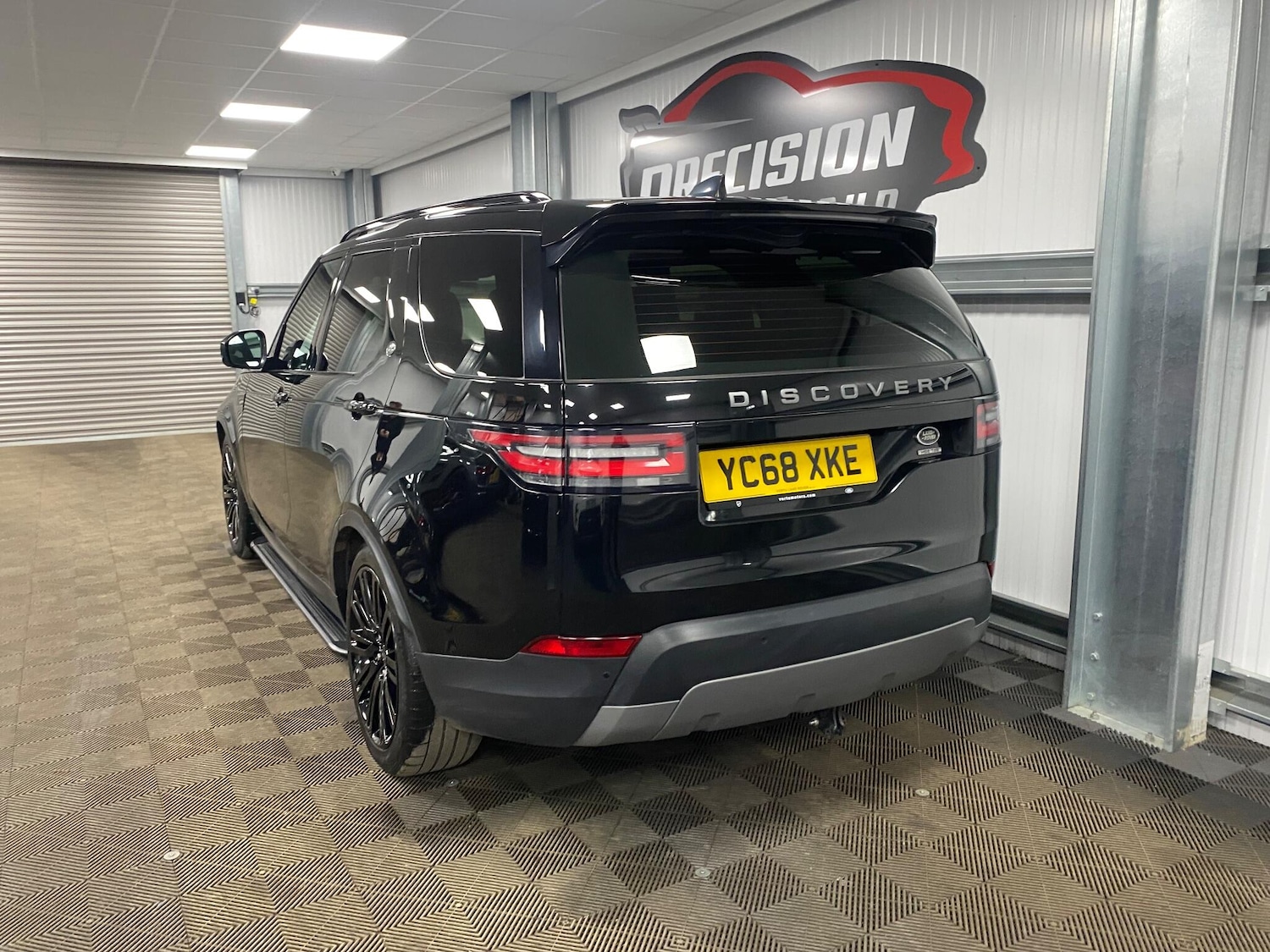 Used Land Rover Discovery 2018 for sale - 76976347: Photo 7