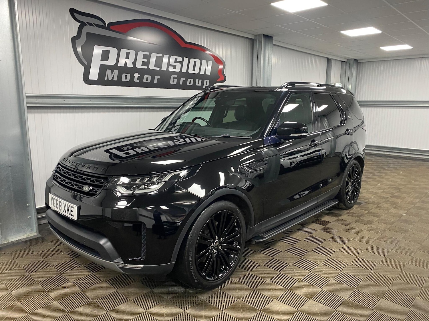 Used Land Rover Discovery 2018 for sale - 76976347: Photo 9