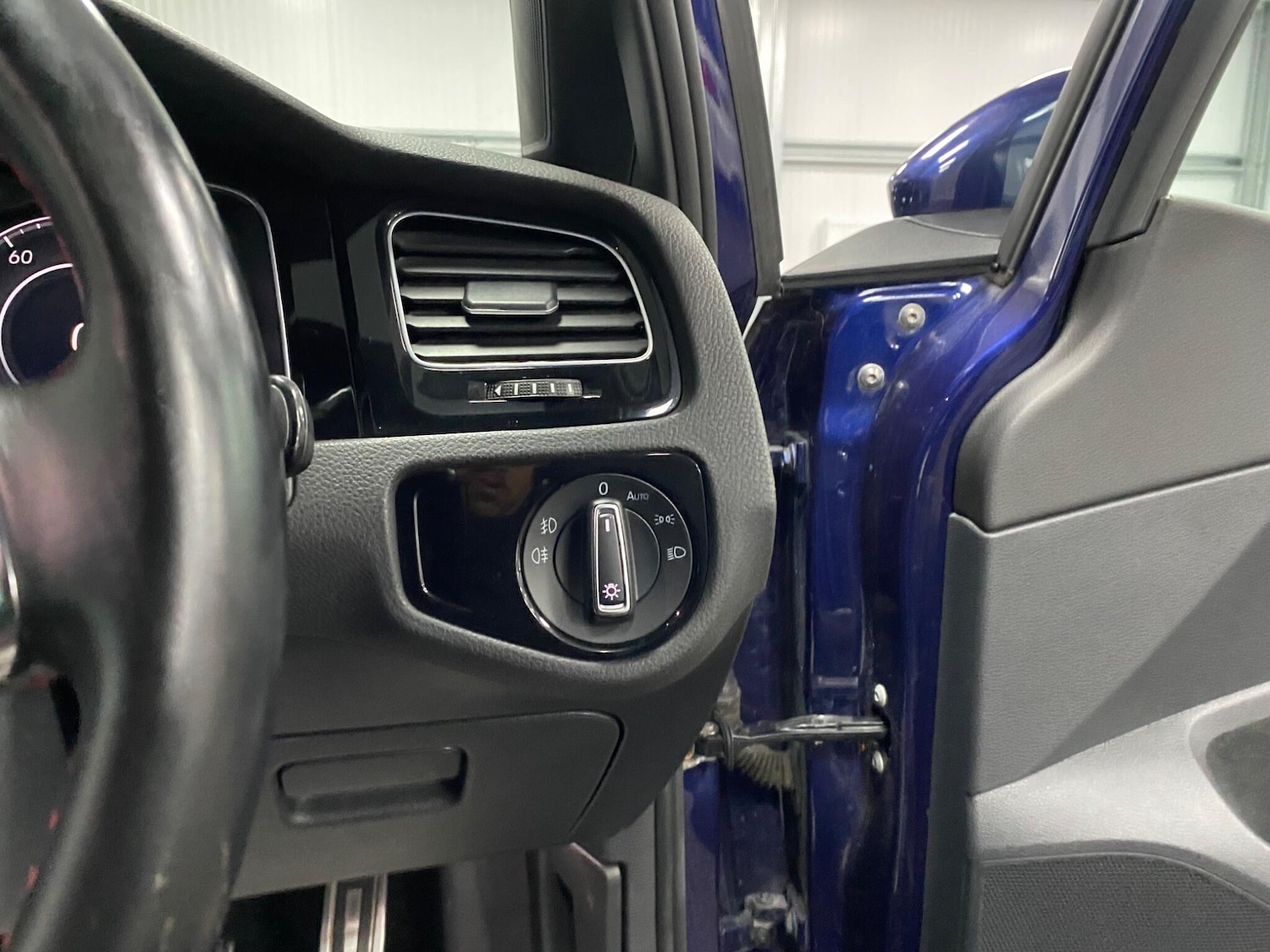 Used Volkswagen Golf 2019 for sale - 76137053: Photo 37