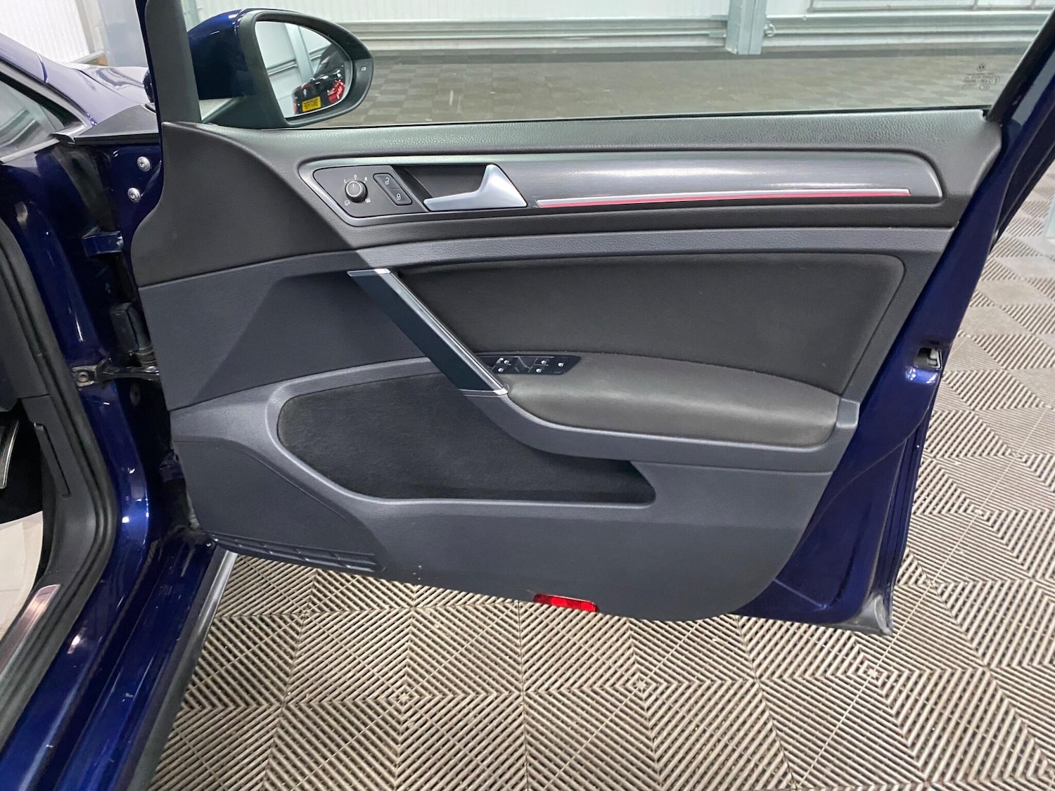 Used Volkswagen Golf 2019 for sale - 76137053: Photo 40