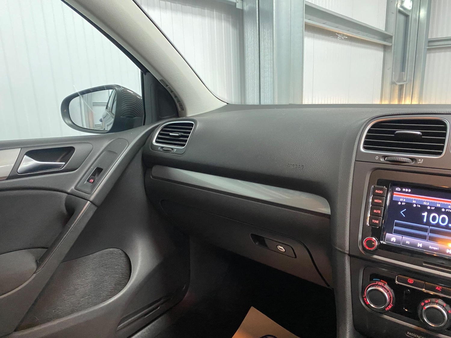 Used Volkswagen Golf for sale - 77016133: Photo 33