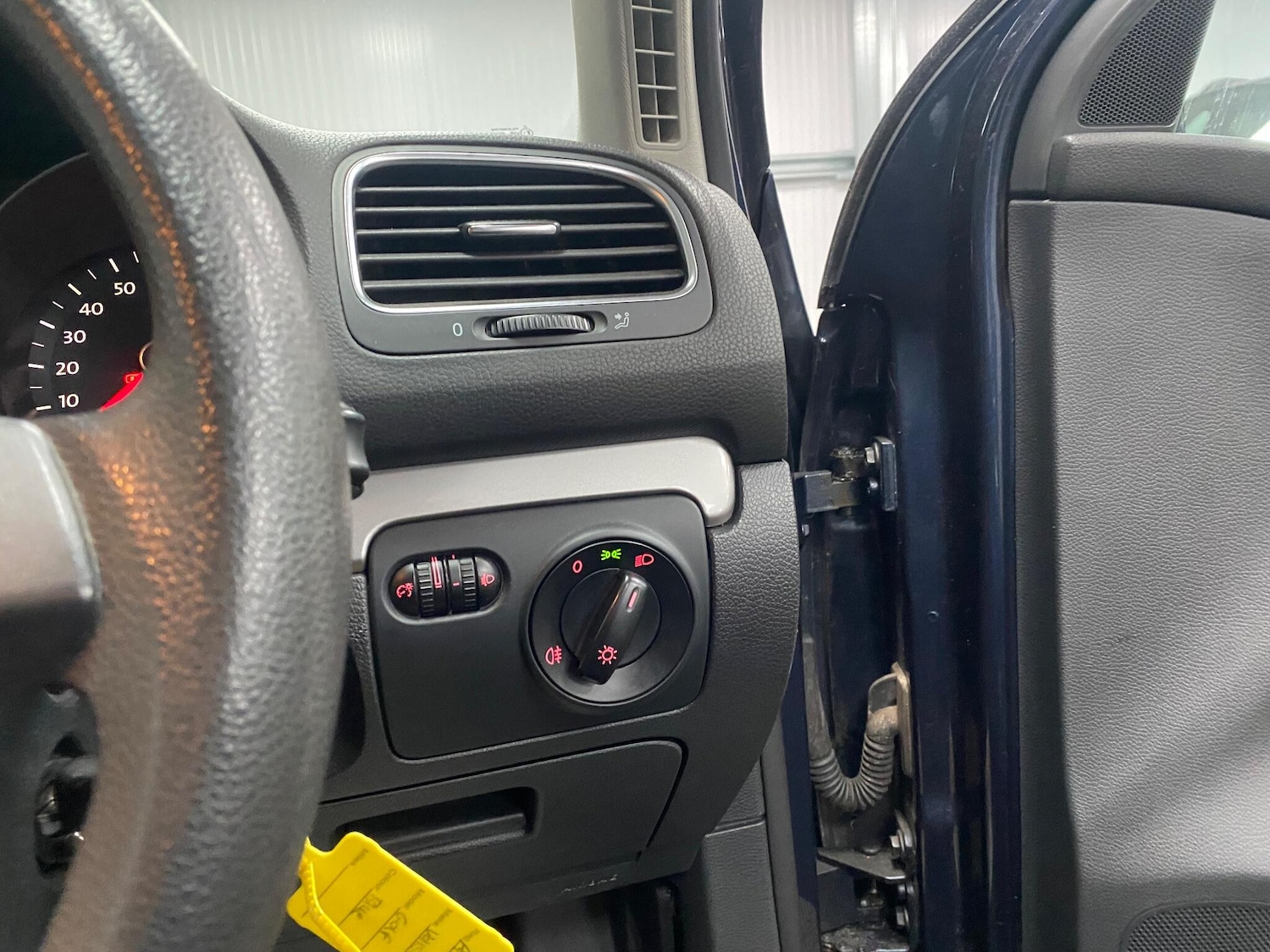 Used Volkswagen Golf for sale - 77016133: Photo 36