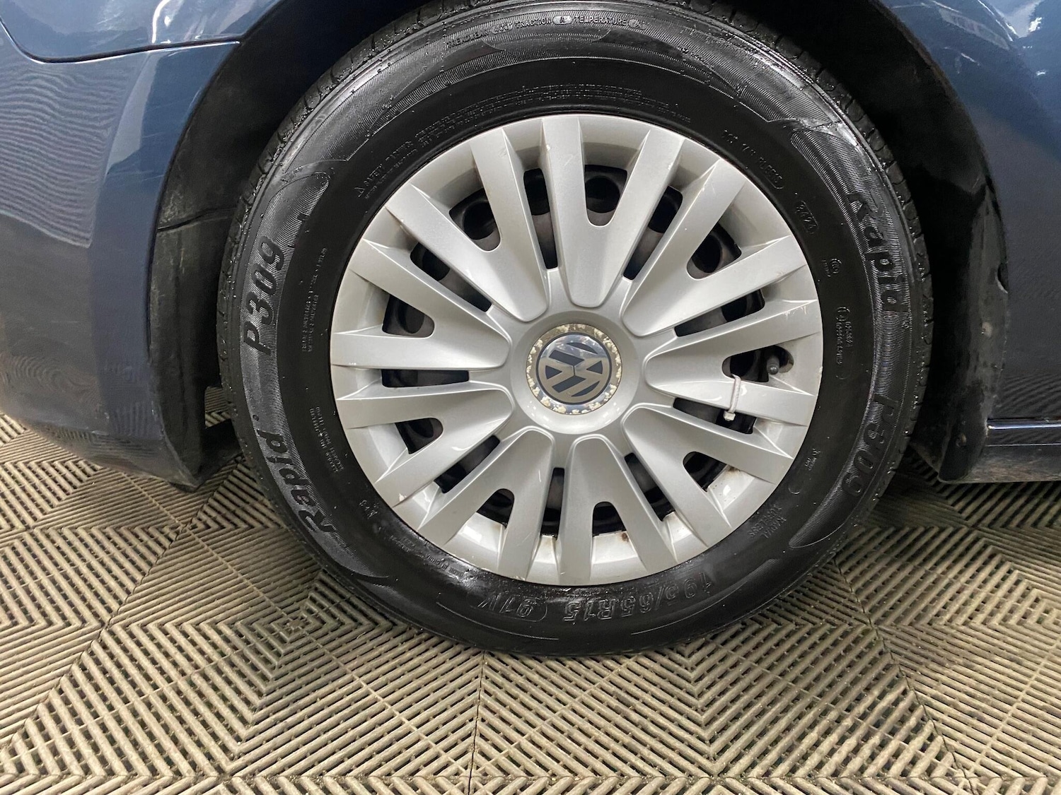 Used Volkswagen Golf for sale - 77016133: Photo 43