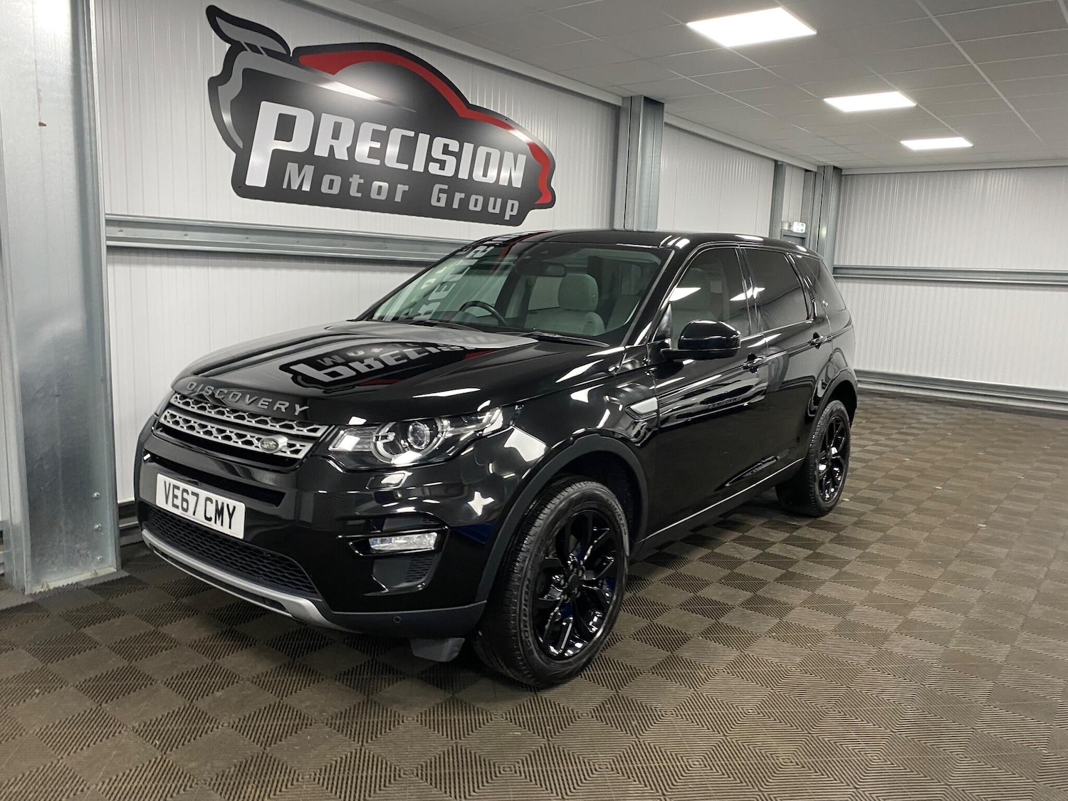 Used Land Rover Discovery Sport 2018 for sale - 76527875: Photo 10