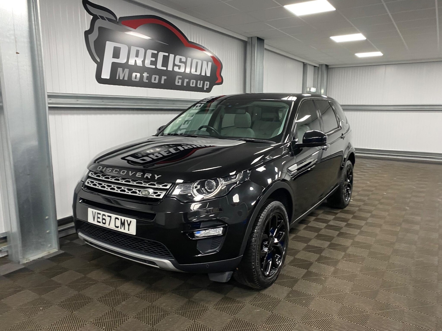 Used Land Rover Discovery Sport 2018 for sale - 76527875: Photo 11