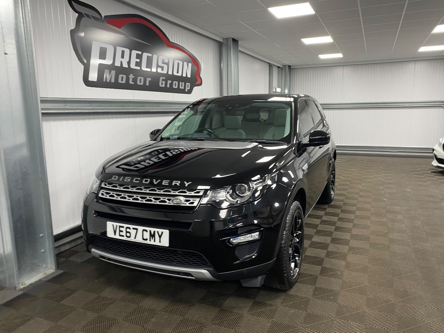 Used Land Rover Discovery Sport 2018 for sale - 76527875: Photo 12